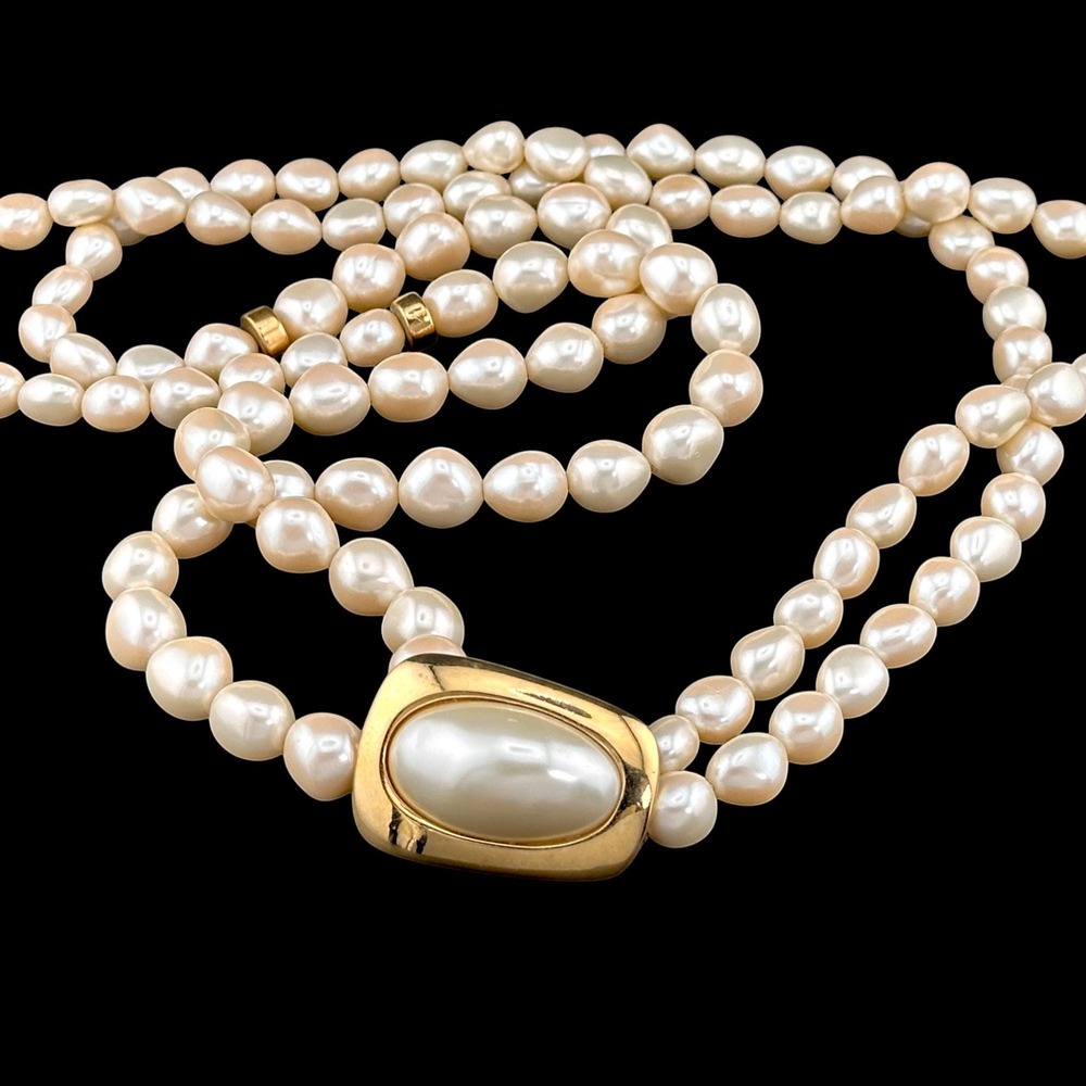 Trifari Kunio Matsumoto Faux Baroque Pearl Double Strand Gold Pendant Necklace - Picture 3 of 8